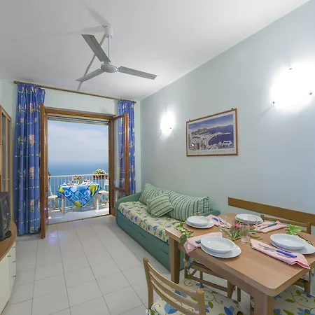 Apartment Fragola *